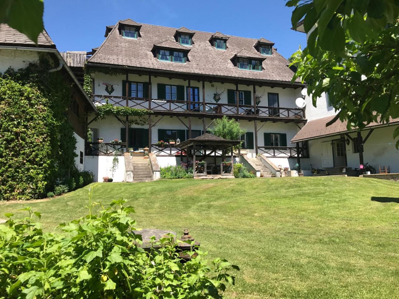 Schloss Gstatt Oblarn Exterior photo